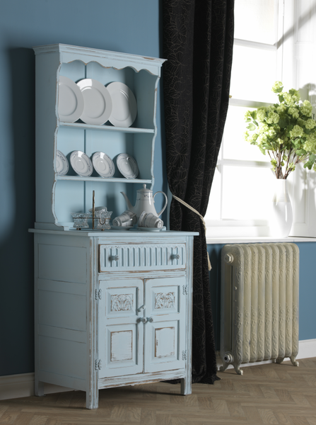 Distressed Paint Finishes with Sarah Jayne Signature Chalk Paint